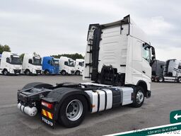 VOLVO FH 460 LED 2 Tanks 1.305 Liter Safetypaket