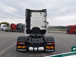 VOLVO FH 460 LED 2 Tanks 1.305 Liter Safetypaket