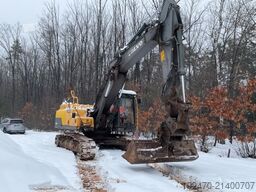 Volvo EC250DNL with 3 excavator buckets