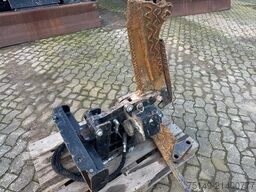 DITCH-WITCH R300, Kompakter-Raupen-Werkzeugträger,