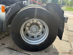DAF XF 95.430 4X2 Tractor-unit Spring/Air ZF Manual