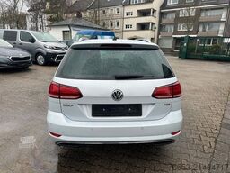 VOLKSWAGEN Golf Variant 85kw DSG Sound*Klimaaut.*Navi