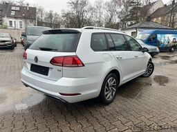 VOLKSWAGEN Golf Variant 85kw DSG Sound*Klimaaut.*Navi