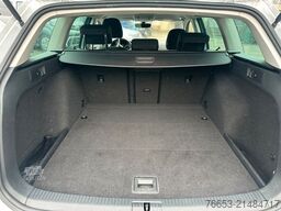 VOLKSWAGEN Golf Variant 85kw DSG Sound*Klimaaut.*Navi
