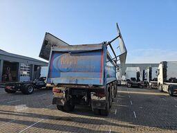 MAN 49.460 TGS 10X8 BB 22M3 TIPPER