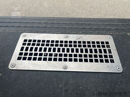 VOLKSWAGEN T6.1 BOTT REGALS. TEMP. SHZ NAVI KLIMA 1.HAND