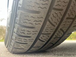 VOLKSWAGEN T6.1 BOTT REGALS. TEMP. SHZ NAVI KLIMA 1.HAND