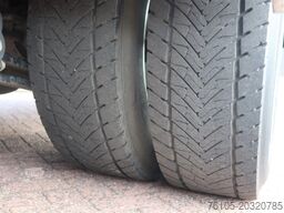 Volvo FL Bak + Dhollandia klep 2000 Kg