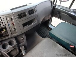 Volvo FL Bak + Dhollandia klep 2000 Kg