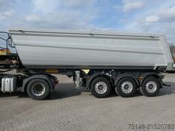 WIELTON NW-3, Stahl, 31m³, Luft-Lift, Alu-Felgen, SAF