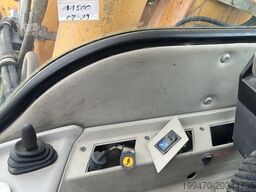 Liebherr A 904 B Litronic