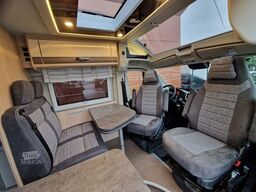 PÖSSL Summit 600 Plus 165PS  Markise+Radio/Navi+Kamera