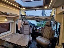 PÖSSL Summit 600 Plus 165PS  Markise+Radio/Navi+Kamera