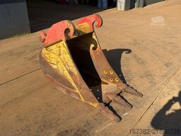 Caterpillar Teeth bucket CW 40