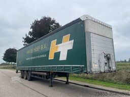 Schmitz SCS 24/L Tautliner / SAF Axles / Discbrakes / N...