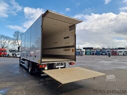 Mercedes-Benz Actros 1833 4x2 - Bussbygg box sidedoors - Load...