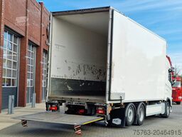 Volvo FH 13.460 Globetrotter 6x2 - Carrier Frigo Supr...