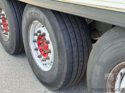SCHMITZ CARGOBULL N/A SCB*S3B CARRIER VECTOR 1550 LIFT AXLE TAIL L