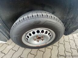 VW T5 Transporter Kleinbus Kombi 8 Sitzer Klima