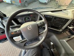 Volvo FM 370 Globetrotter 649.809KM NL Truck APK/TUV ...