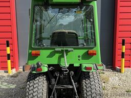 John Deere 2320