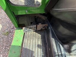 John Deere 2320