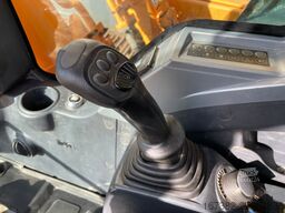 Hyundai Robex 300NLC-9A