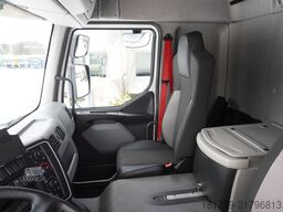 Renault D280 16T / Box truck 18 EPAL / Tail lift