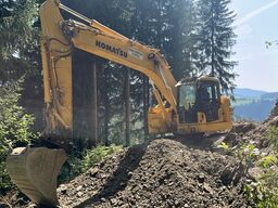 Komatsu PC228US-LC-8