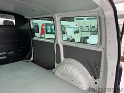 VOLKSWAGEN T5 2.0 TDi Kombi 1.Hd. 3-Sitzer