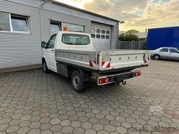 VOLKSWAGEN T5 1.9 TDi Transporter Klima 1.Hd. AHK