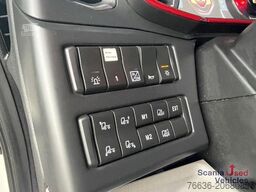 Scania R 650 B6x4NB RETARDER V8 WOOD KESLA 2112T CRANE