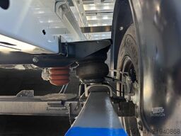 RENAULT Master Schaltwagen AHK 3,5 Aluminium Aufbau