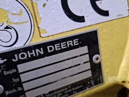 John Deere 7950i ProDrive FELDHÄCKSLER Maisgeb. PickUp 262