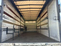 MERCEDES-BENZ ATEGO 818 L Pritsche/Plane 7,10 m LBW 1 T*EDSCHA