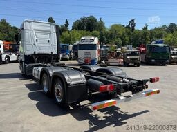 MERCEDES-BENZ Actros 2548 6x2