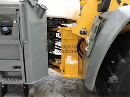 LIEBHERR L 566 Xpower