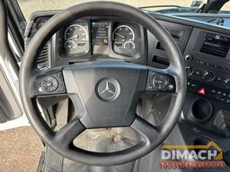 Mercedes-Benz Antos 1833 Dichte bakwagen met laadklep 4x2 + a...