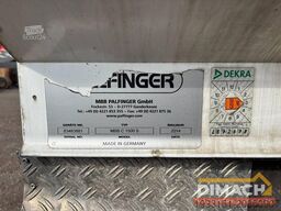 Mercedes-Benz Antos 1833 Dichte bakwagen met laadklep 4x2 + a...