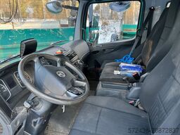 Mercedes-Benz Atego 818