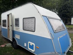 Knaus Eiffelland Holiday