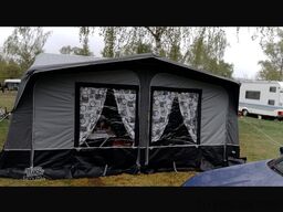 Knaus Eiffelland Holiday