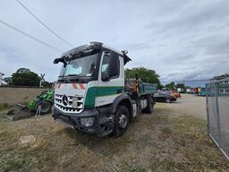 Mercedes Benz AROCS 1840  Kipper mit Kran
