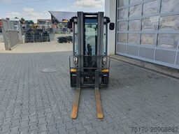 JUNGHEINRICH EFG 215 / Triplex: 4.25m! / SS / nur 2.184h!