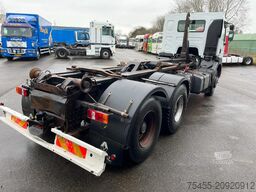 Renault Kerax 370 6x4 - Spring/Spring - Hub reduction -...