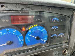 Renault Kerax 370 6x4 - Spring/Spring - Hub reduction -...