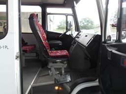 Mercedes-Benz Vario 813