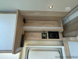 EURA MOBIL PROFILA RS 695 EB, Max 4,4 t, 180 PS, Dachklima