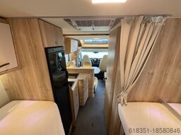 EURA MOBIL PROFILA RS 695 EB, Max 4,4 t, 180 PS, Dachklima