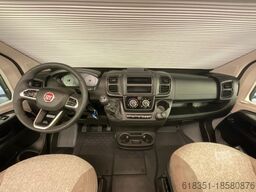 KARMANN DAVIS 590 LIFESYLE, Markise, Radio mit Navi